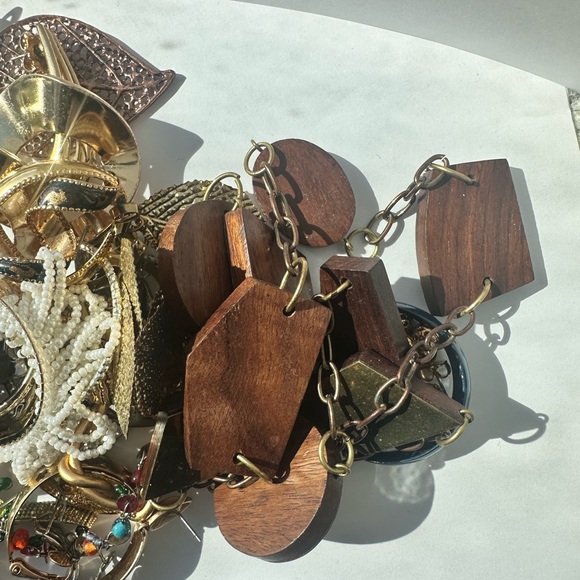 Vintage Jar of Mixed Jewelry –Mismatched, Broken, Craft Repurpose Pieces - Picture 6 of 13